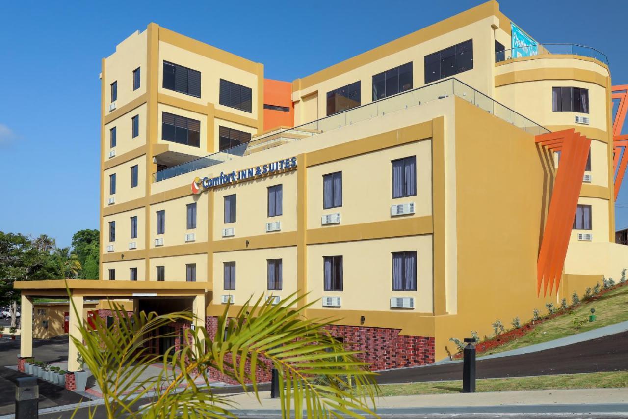 Comfort Inn & Suites Tobago Signal Hill Buitenkant foto