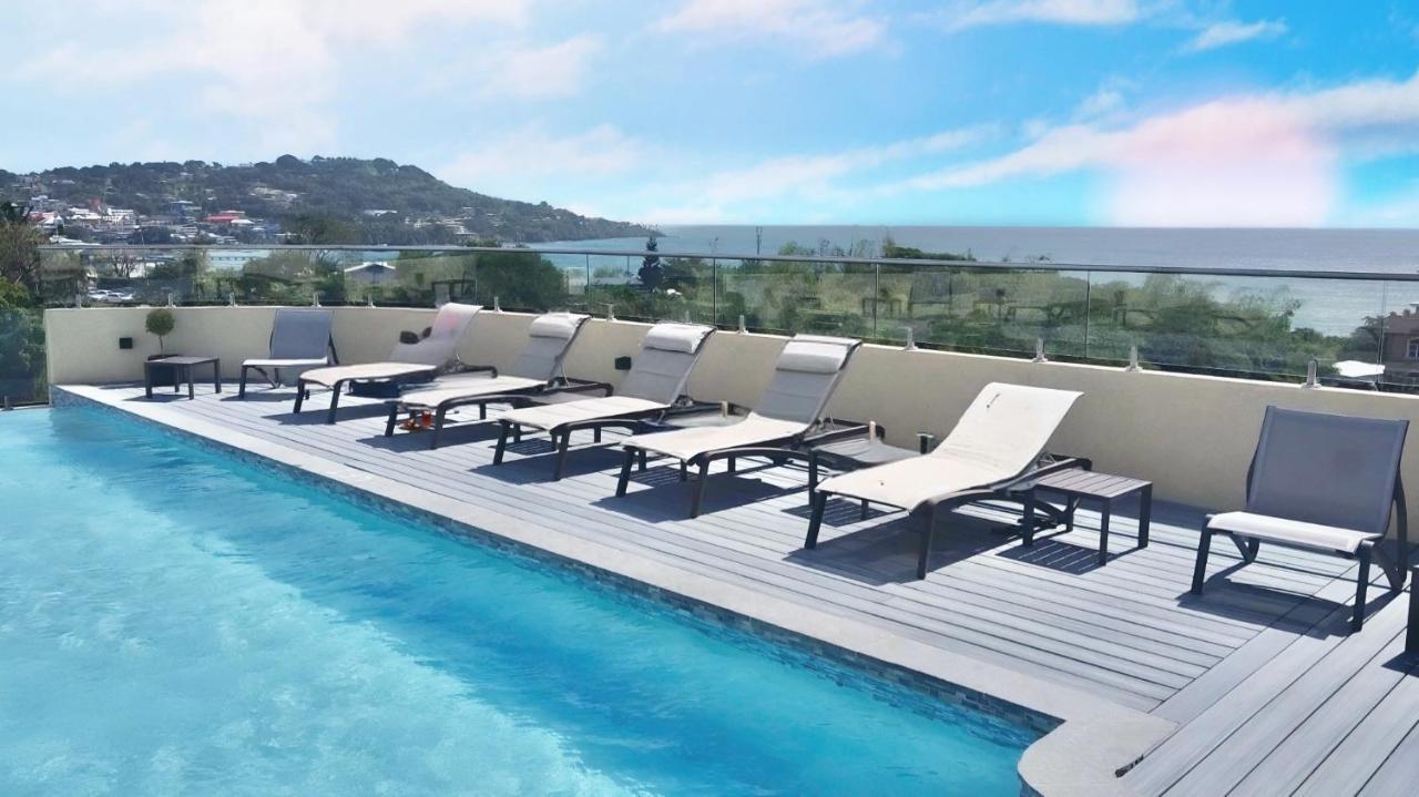Comfort Inn & Suites Tobago Signal Hill Buitenkant foto